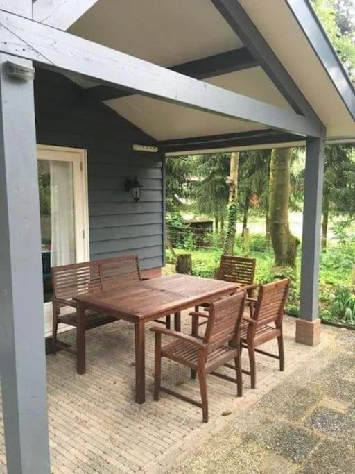 פוטן Heerlijk Huis In Een Prachtige Bosrijke Omgeving. מראה חיצוני תמונה